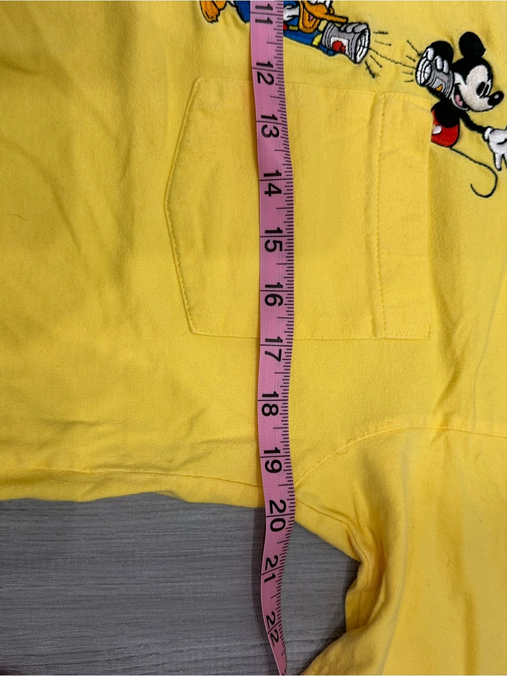 vintage 1990s Disney Store embroidered t-shirt - Picture 3 of 5